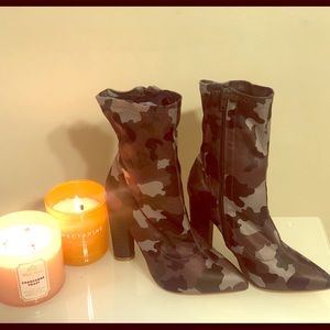 Nice and sexy fall camo Color boot!